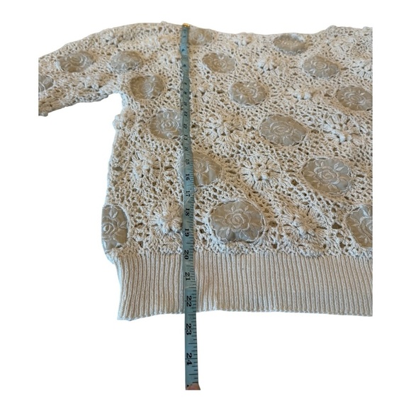 Vintage Handcrafted Open Crochet Sweater Floral Embroidered Pullover Ivory Large - Picture 11 of 12